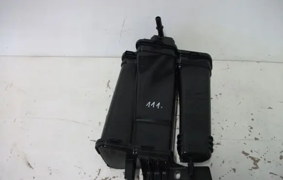 Volkswagen PASSAT B7 USA Active carbon filter fuel vapour canister 2Q0201801A