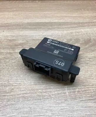 Volkswagen PASSAT B6 Gateway control module 3C0907530C 3C0907951A