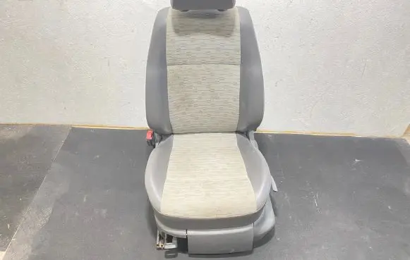 Volkswagen Caddy Front driver seat 