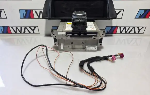BMW 5 F10 F11 Navigation unit CD/DVD player 6832270