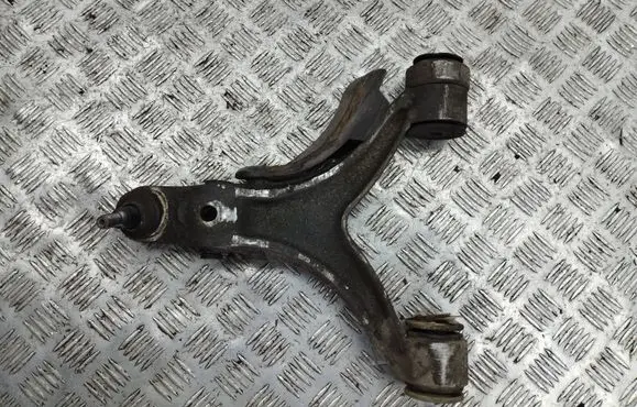 Maserati Quattroporte Front lower control arm/wishbone 3206581
