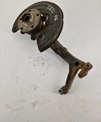 Skoda Superb B5 (3U) Front wheel hub 8D0407257