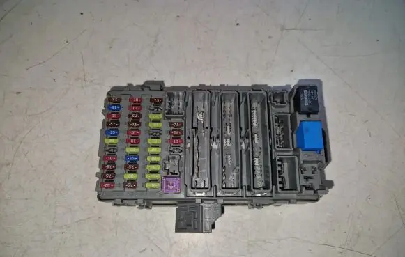 Honda CR-V Fuse box set SWAE242