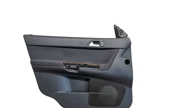 Volvo V50 Front door card panel trim 39877632 3987763200N 000309000409