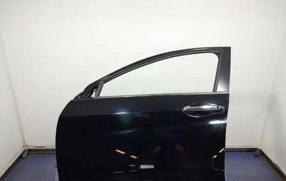 Honda HR-V Front door