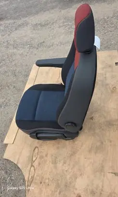 Renault Master III Front driver seat 