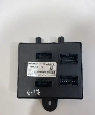 Renault Trafic III (X82) Engine control unit/module ECU 231A08052R