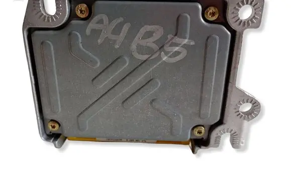 Audi A4 S4 B5 8D Airbag control unit/module 8D0959655J