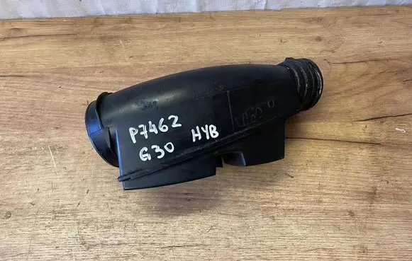 BMW 5 G30 G31 G38 Air intake duct part 8663614