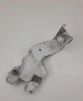 Opel Insignia A Fender mounting bracket