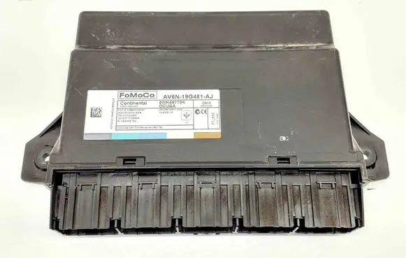 Ford C-MAX II Central body control module AV6N19G481AJ