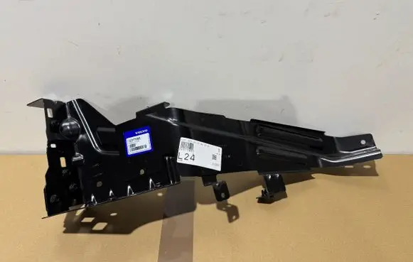 Volvo XC40 Top upper radiator support slam panel 32377055