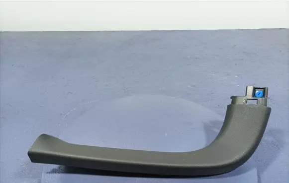 Hyundai i30 Other sill/pillar trim element 81731-G4200