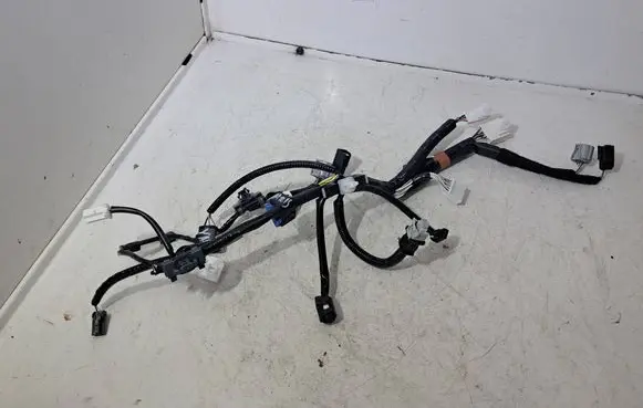 Toyota Yaris Cross Tailgate/trunk wiring harness 821850DF50 00401220310180918 821850D0