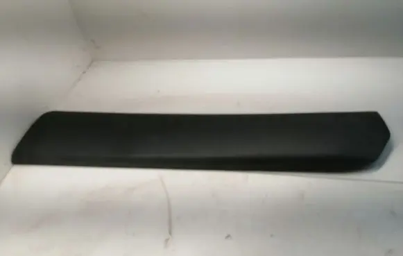 Volvo XC70 Rear door trim (molding) 30678041 8620144 9190885