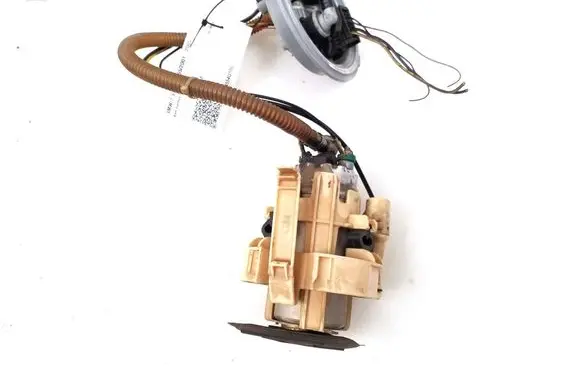 BMW 7 E65 E66 In-tank fuel pump 6753176