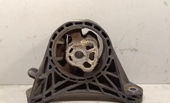 Opel Insignia B Engine mount bracket 22985098