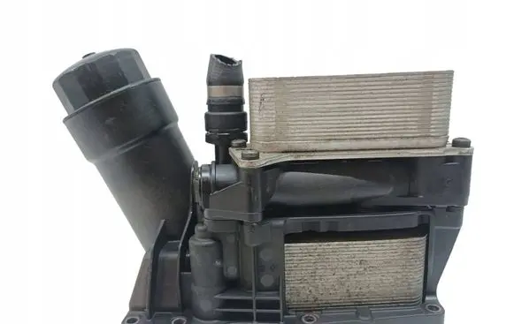 BMW X6 E71 Oil filter mounting bracket 70529179