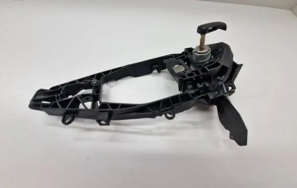 BMW X3 G01 Front door lock (next to the handle) 7401203