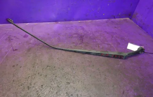 Mazda 2 Front wiper blade arm