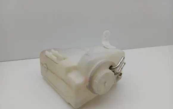 Mercedes-Benz E W210 Windshield washer fluid reservoir/tank 2108691020