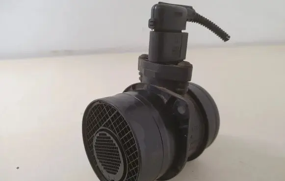 Seat Altea Mass air flow meter 074906461B