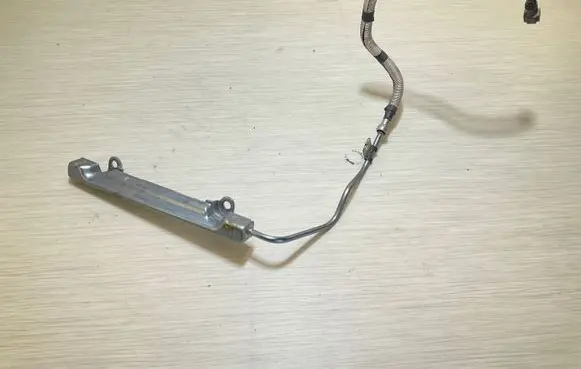 Toyota Auris E210 Fuel main line pipe