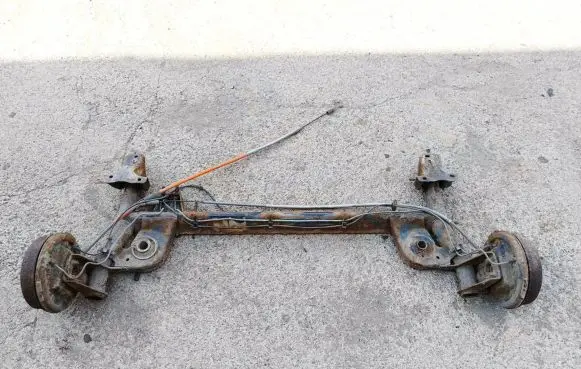 Renault Twingo II Rear subframe 