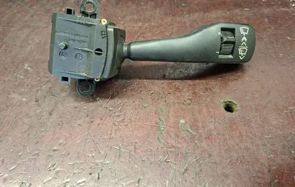 BMW 3 E46 Wiper control stalk 8363669M 01204020