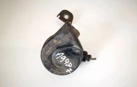 Volkswagen PASSAT B6 Horn signal e1000209