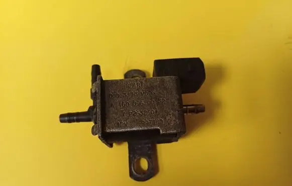 Smart ForTwo I Turbo solenoid valve A1600960032 72263201