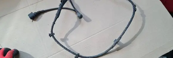 Audi A4 S4 B8 8K Front ABS sensor wiring 