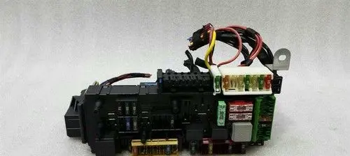 Mercedes-Benz SLK R172 Fuse box set A1729060005