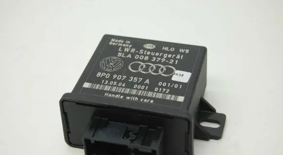 Audi A6 S6 C6 4F Light module LCM 8P0907357A