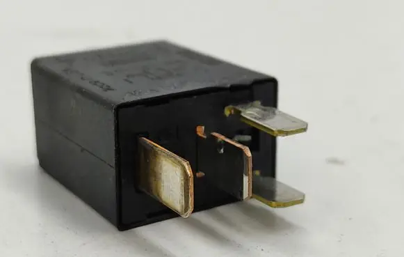 Ford Transit - Tourneo Connect Other relay 4RA00781307