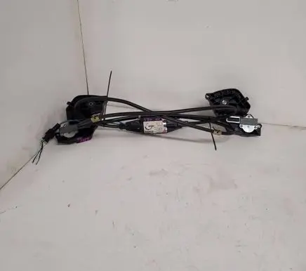 Mercedes-Benz E W211 Curtain motor A2118203942 8747410 89620002030