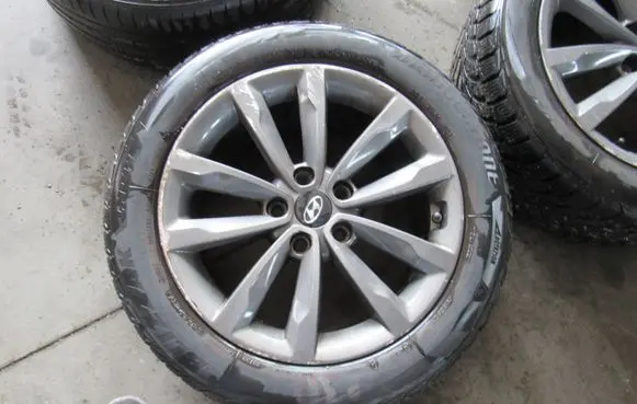 Hyundai i40 R17 alloy rim 