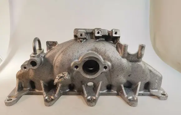 Renault Master III Intake manifold 140032042R