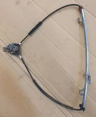 Volkswagen Jetta II Front door manual window regulator 191837402 CE2