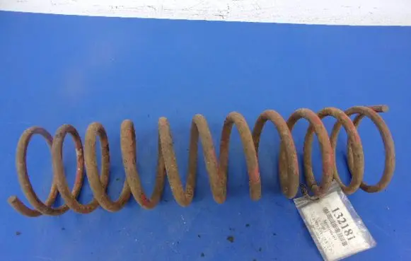 Volkswagen Golf I Rear coil spring