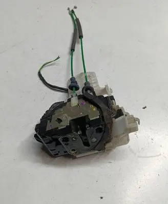 Hyundai i30 Front door lock 813202L060S2 813202L060