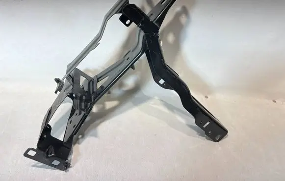BMW X3 G01 Headlight/headlamp mounting bracket 7400113