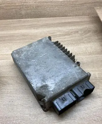 Dodge Caravan Engine control unit/module ECU P04727204AG 46517112