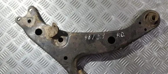 Toyota Corolla E110 Front lower control arm/wishbone