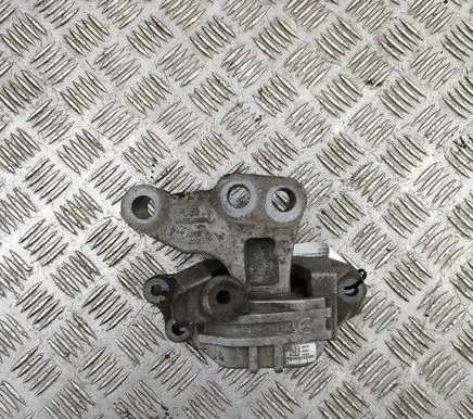 Jeep Renegade Engine mount bracket 00520233300 52023330
