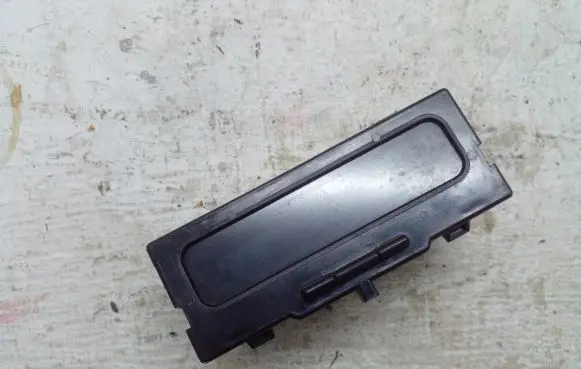 Renault Scenic I Screen/display/small screen P8200028364A