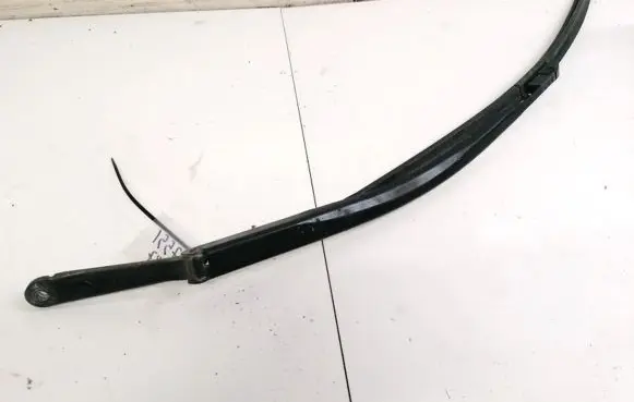 Alfa Romeo 147 Front wiper blade arm