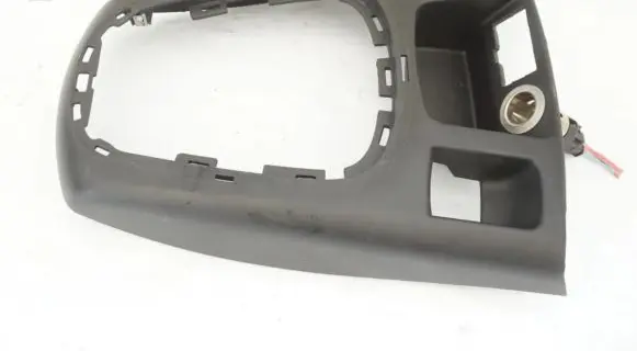 Renault Scenic III - Grand scenic III Gear shifter surround trim plastic 969330007R