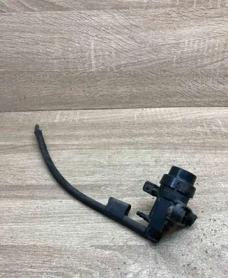 Renault Laguna I Turbo solenoid valve 7700109899