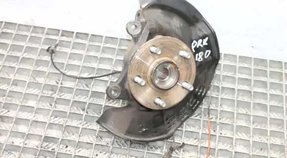 Toyota C-HR I Front wheel hub